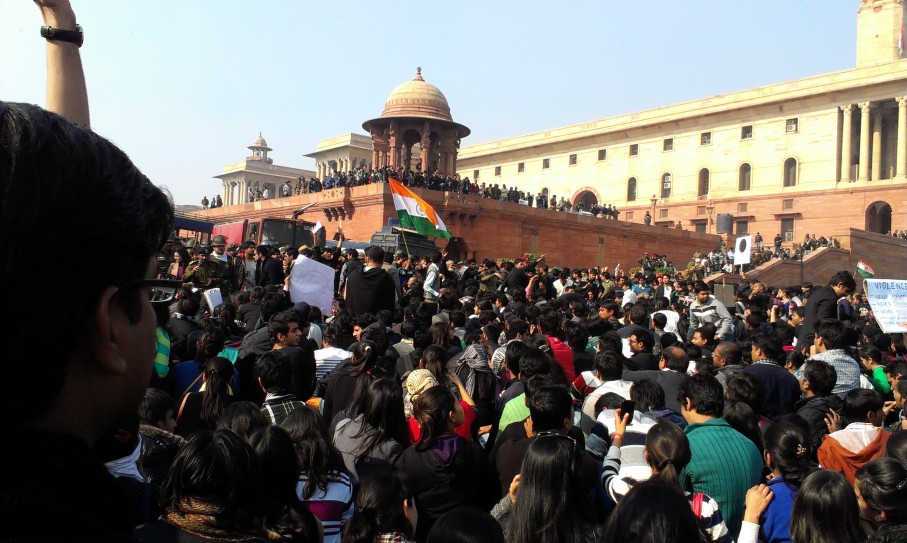 Delhi_protests-students,_Raisina_Hill